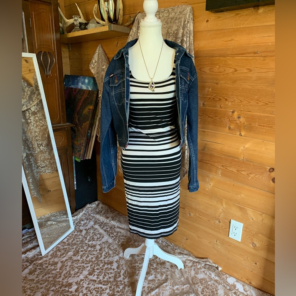 Black White Striped Sleeveless Midi Dress Americanโ Apparel